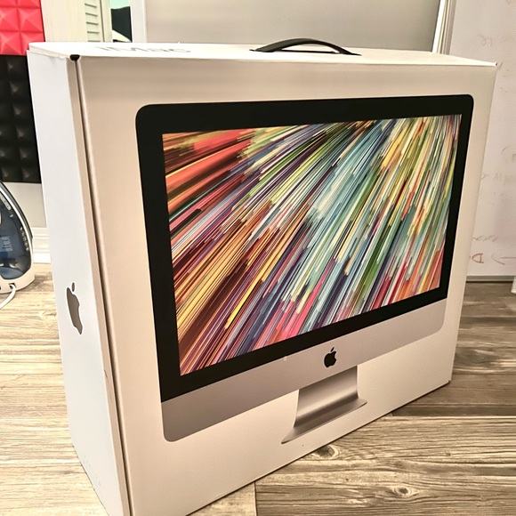 21.5 inch mac With 4k Retina Display (Selling Immediately)